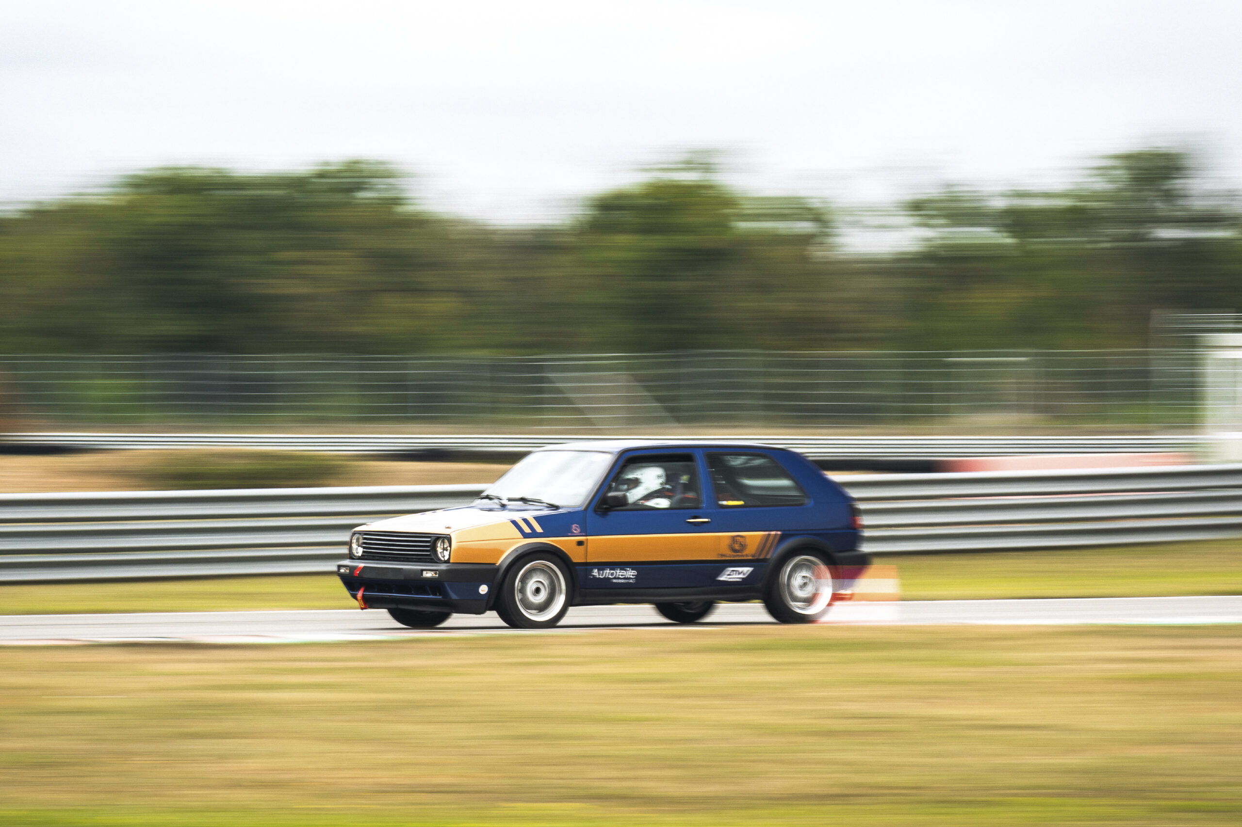 atw-header-slider-racing-11